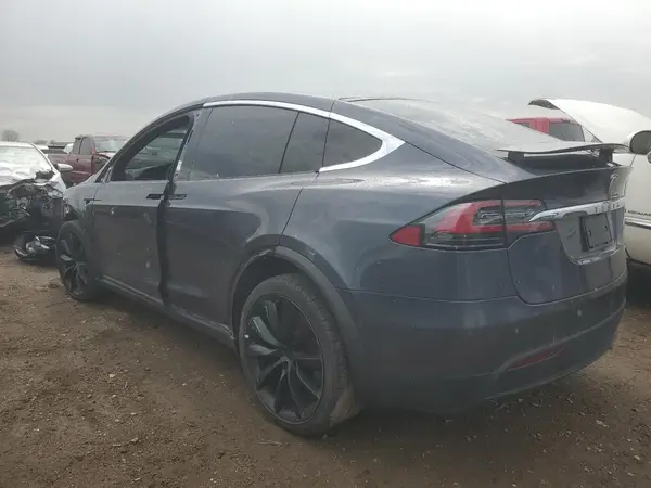 5YJXCBE2XLF231649 2020 TESLA MODEL X - Image 2