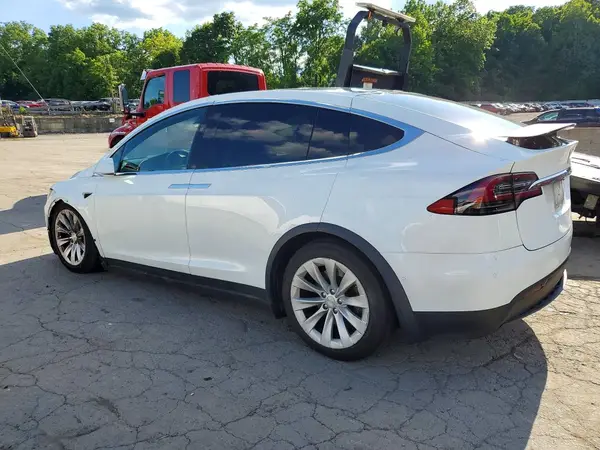 5YJXCBE2XLF242537 2020 TESLA MODEL X - Image 2