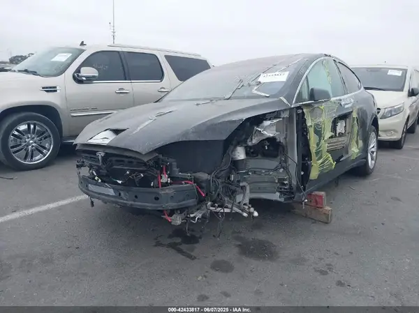 5YJXCBE2XLF244787 2020 TESLA MODEL X - Image 2