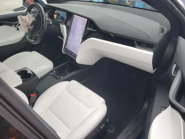 5YJXCBE2XLF250234 2020 TESLA MODEL X - Image 8