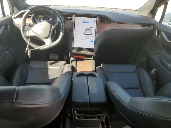 5YJXCBE2XMF319604 2021 TESLA MODEL X - Image 8