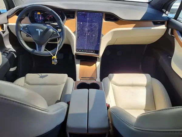 5YJXCBE2XMF321630 2021 TESLA MODEL X - Image 8
