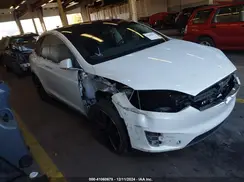 5YJXCBE40GF000685 2016 TESLA MODEL X