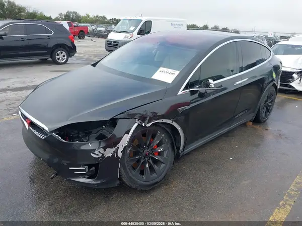 5YJXCBE40GF000900 2016 TESLA MODEL X - Image 2