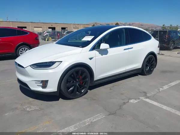 5YJXCBE40GF001366 2016 TESLA MODEL X - Image 2