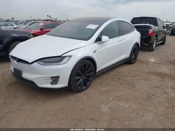 5YJXCBE40GF027899 2016 TESLA MODEL X - Image 2