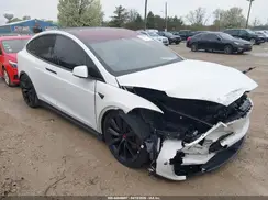 5YJXCBE40JF093005 2018 TESLA MODEL X