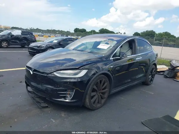 5YJXCBE40JF106271 2018 TESLA MODEL X - Image 2