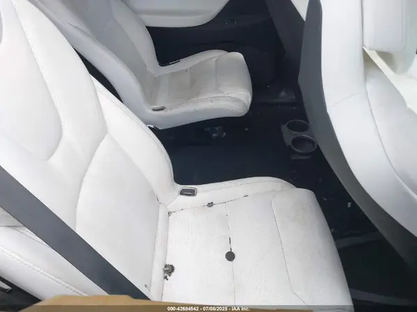 5YJXCBE40JF106271 2018 TESLA MODEL X - Image 8