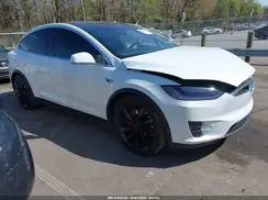 5YJXCBE40JF108750 2018 TESLA MODEL X