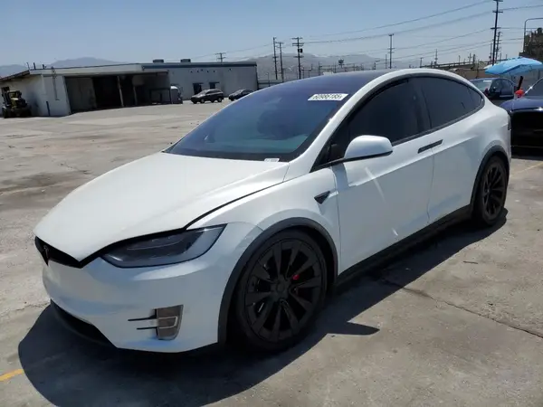 5YJXCBE40JF136127 2018 TESLA MODEL X - Image 1