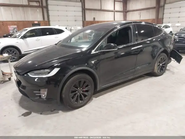 5YJXCBE40LF283065 2020 TESLA MODEL X - Image 2