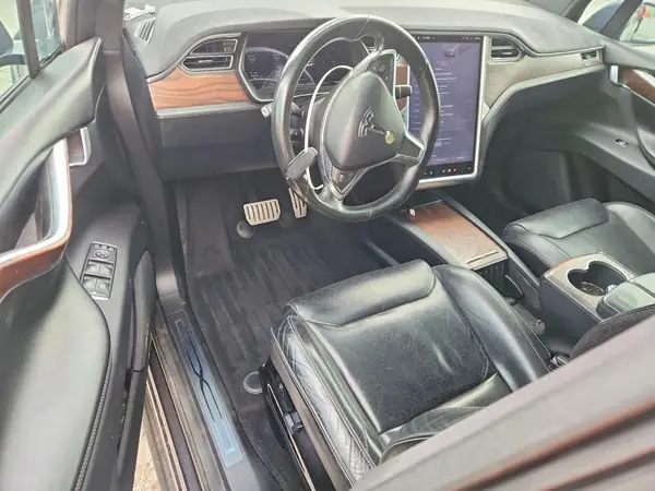 5YJXCBE41GF000615 2016 TESLA MODEL X - Image 8