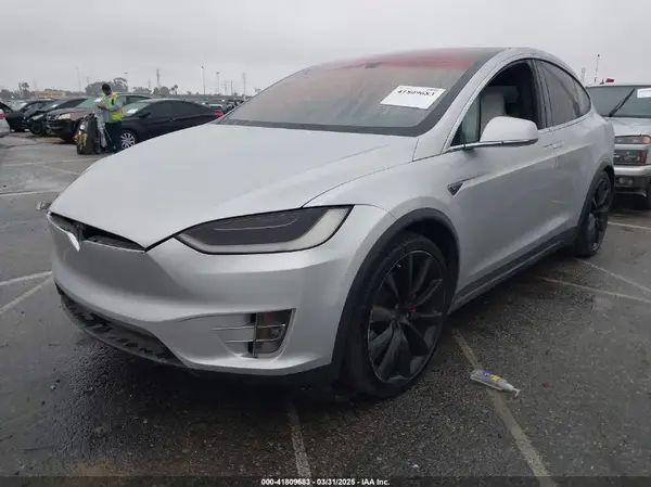 5YJXCBE41GF006284 2016 TESLA MODEL X - Image 2