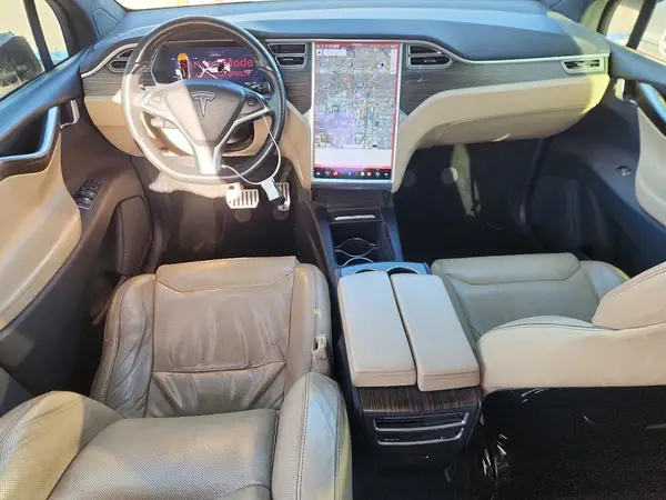 5YJXCBE41GF016622 2016 TESLA MODEL X - Image 8