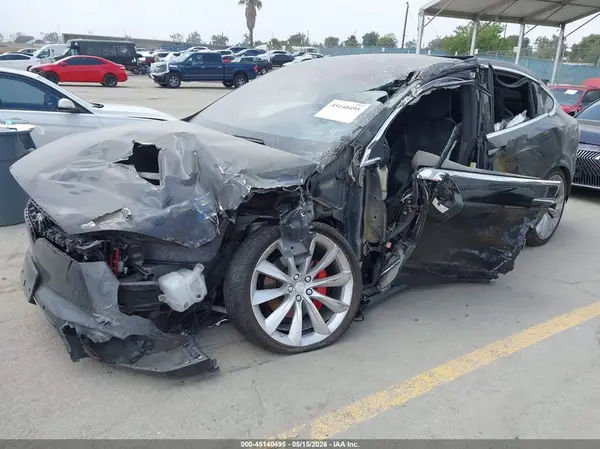 5YJXCBE41GF018130 2016 TESLA MODEL X - Image 2