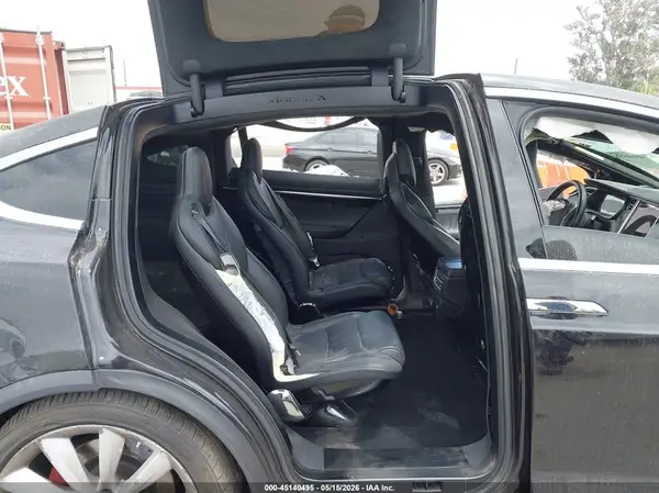 5YJXCBE41GF018130 2016 TESLA MODEL X - Image 8