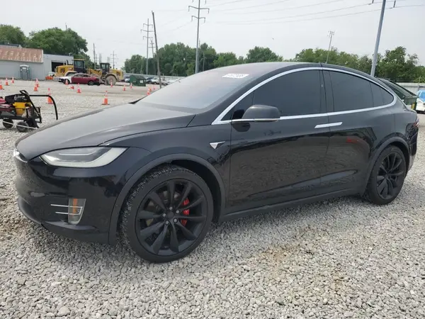 5YJXCBE41HF052862 2017 TESLA MODEL X - Image 1