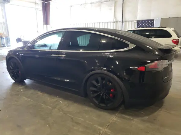 5YJXCBE41JF125458 2018 TESLA MODEL X - Image 2