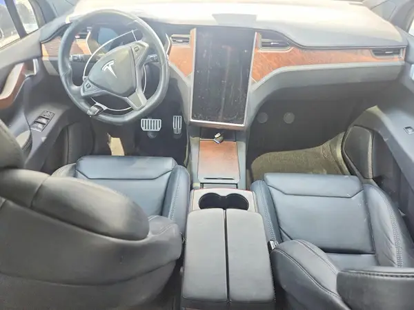 5YJXCBE41KF182065 2019 TESLA MODEL X - Image 8