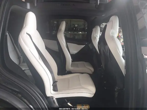 5YJXCBE42GF005144 2016 TESLA MODEL X - Image 8