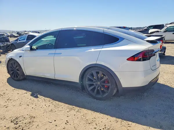 5YJXCBE42HF051865 2017 TESLA MODEL X - Image 2