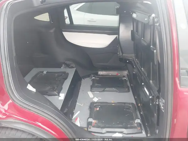 5YJXCBE42JF089716 2018 TESLA MODEL X - Image 8