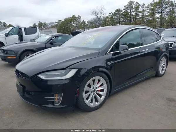 5YJXCBE43GF000759 2016 TESLA MODEL X - Image 2