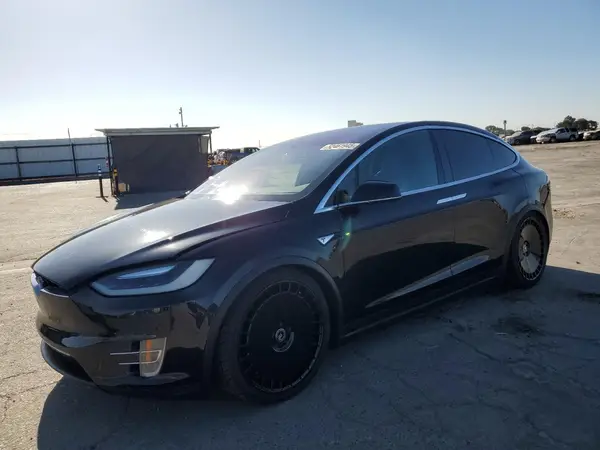 5YJXCBE43GF004455 2016 TESLA MODEL X - Image 1