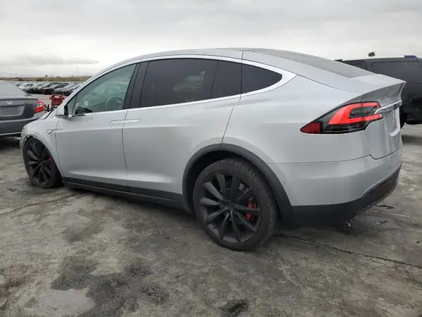 5YJXCBE43GF006643 2016 TESLA MODEL X - Image 2