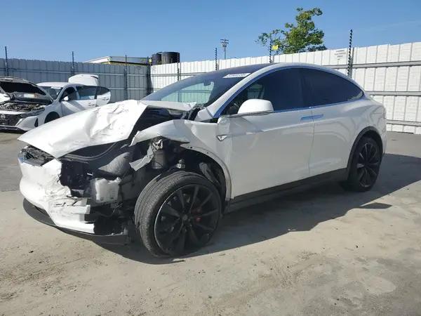 5YJXCBE43GF007405 2016 TESLA MODEL X - Image 1