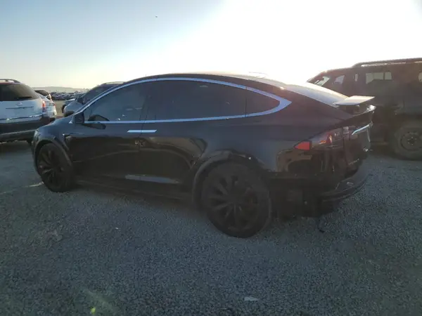 5YJXCBE43HF048909 2017 TESLA MODEL X - Image 2