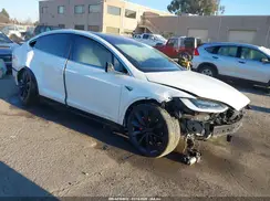 5YJXCBE43HF079173 2017 TESLA MODEL X