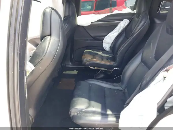 5YJXCBE43JF091247 2018 TESLA MODEL X - Image 8