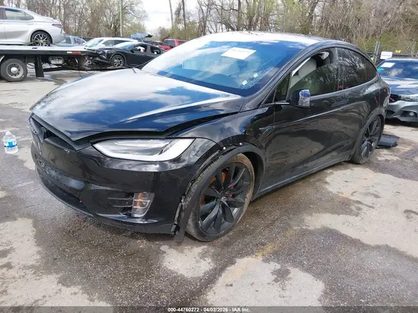 5YJXCBE43JF111335 2018 TESLA MODEL X - Image 2