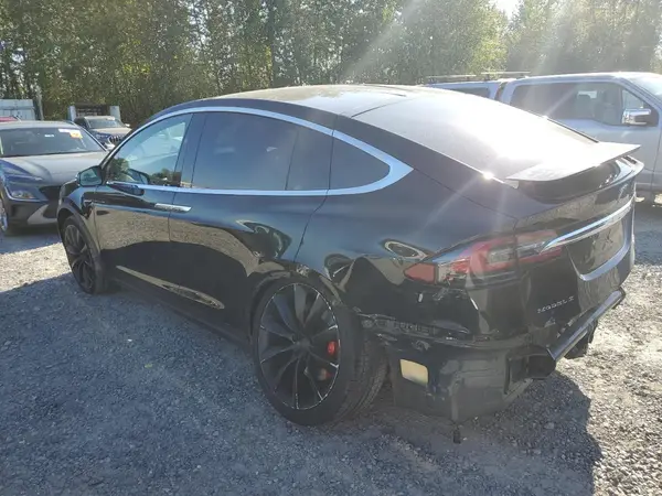 5YJXCBE43JF125929 2018 TESLA MODEL X - Image 2