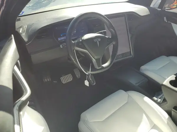 5YJXCBE43JF126966 2018 TESLA MODEL X - Image 8