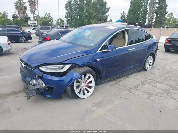 5YJXCBE44GF006750 2016 TESLA MODEL X - Image 2