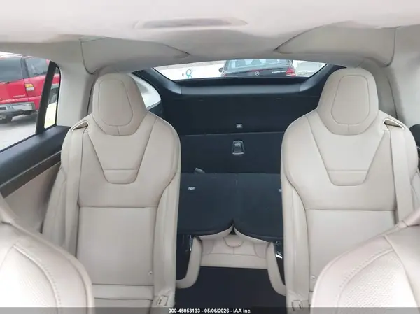 5YJXCBE44GF006750 2016 TESLA MODEL X - Image 8