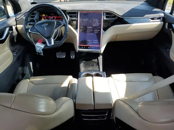 5YJXCBE44GF020342 2016 TESLA MODEL X - Image 8