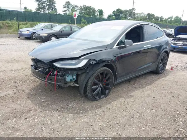 5YJXCBE44GF024245 2016 TESLA MODEL X - Image 2