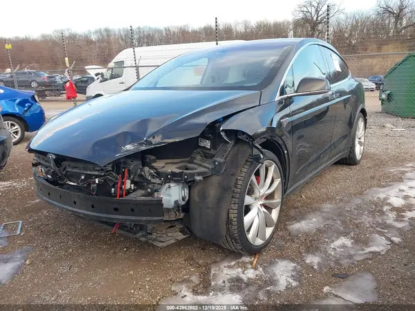 5YJXCBE44GFS00307 2016 TESLA MODEL X - Image 2