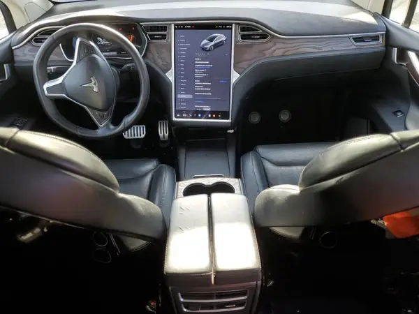 5YJXCBE44GFS00890 2016 TESLA MODEL X - Image 8