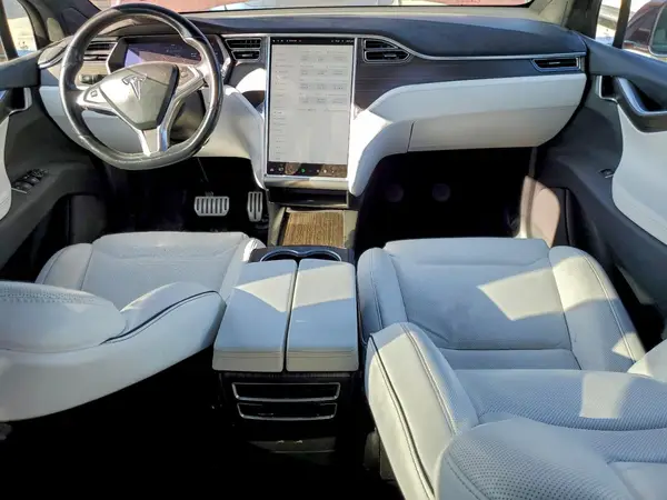 5YJXCBE44GFS00923 2016 TESLA MODEL X - Image 8