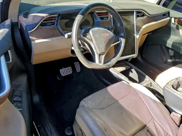 5YJXCBE44HF051687 2017 TESLA MODEL X - Image 8