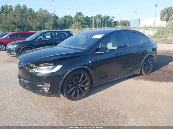 5YJXCBE44JF138091 2018 TESLA MODEL X - Image 2