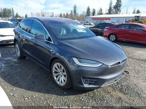 5YJXCBE44KF180391 2019 TESLA MODEL X - Image 1