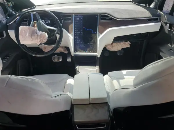 5YJXCBE45GF000259 2016 TESLA MODEL X - Image 8