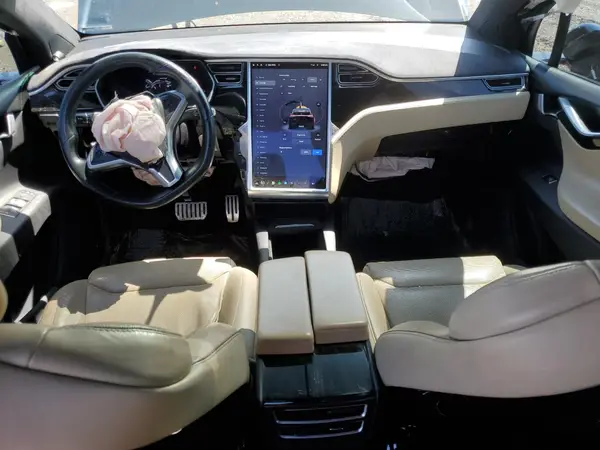 5YJXCBE45GF001881 2016 TESLA MODEL X - Image 8