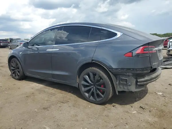 5YJXCBE45GF015070 2016 TESLA MODEL X - Image 2